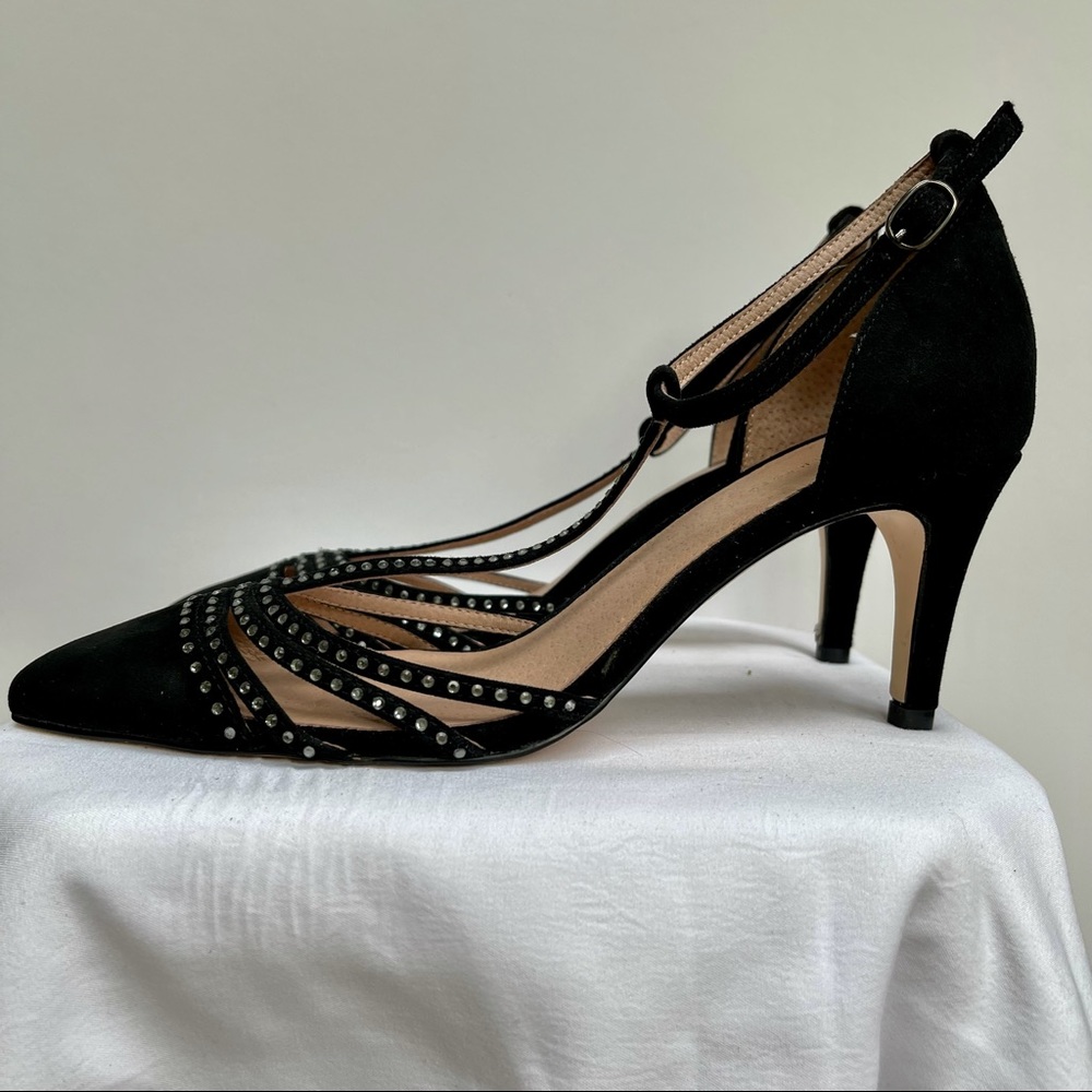 BRAND NEW Anthropology Party T-Strap Heel Suede 8
